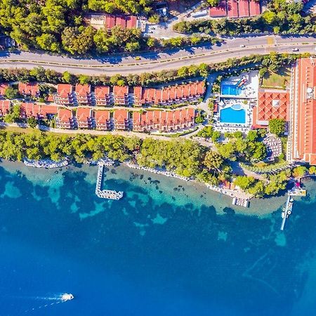 Labranda Mares Marmaris Hotel Exterior foto Aerial view of the hotel