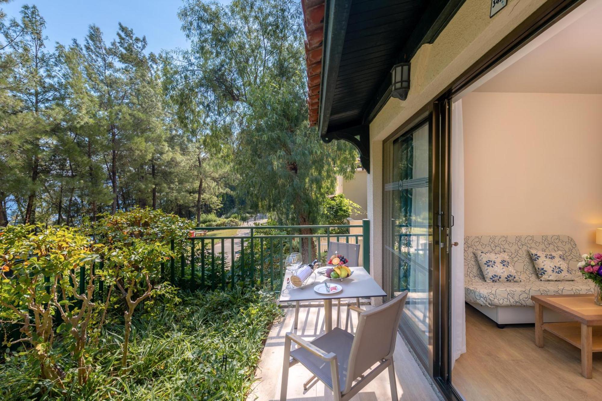 Labranda Mares Marmaris Hotel Exterior foto A balcony in Israel