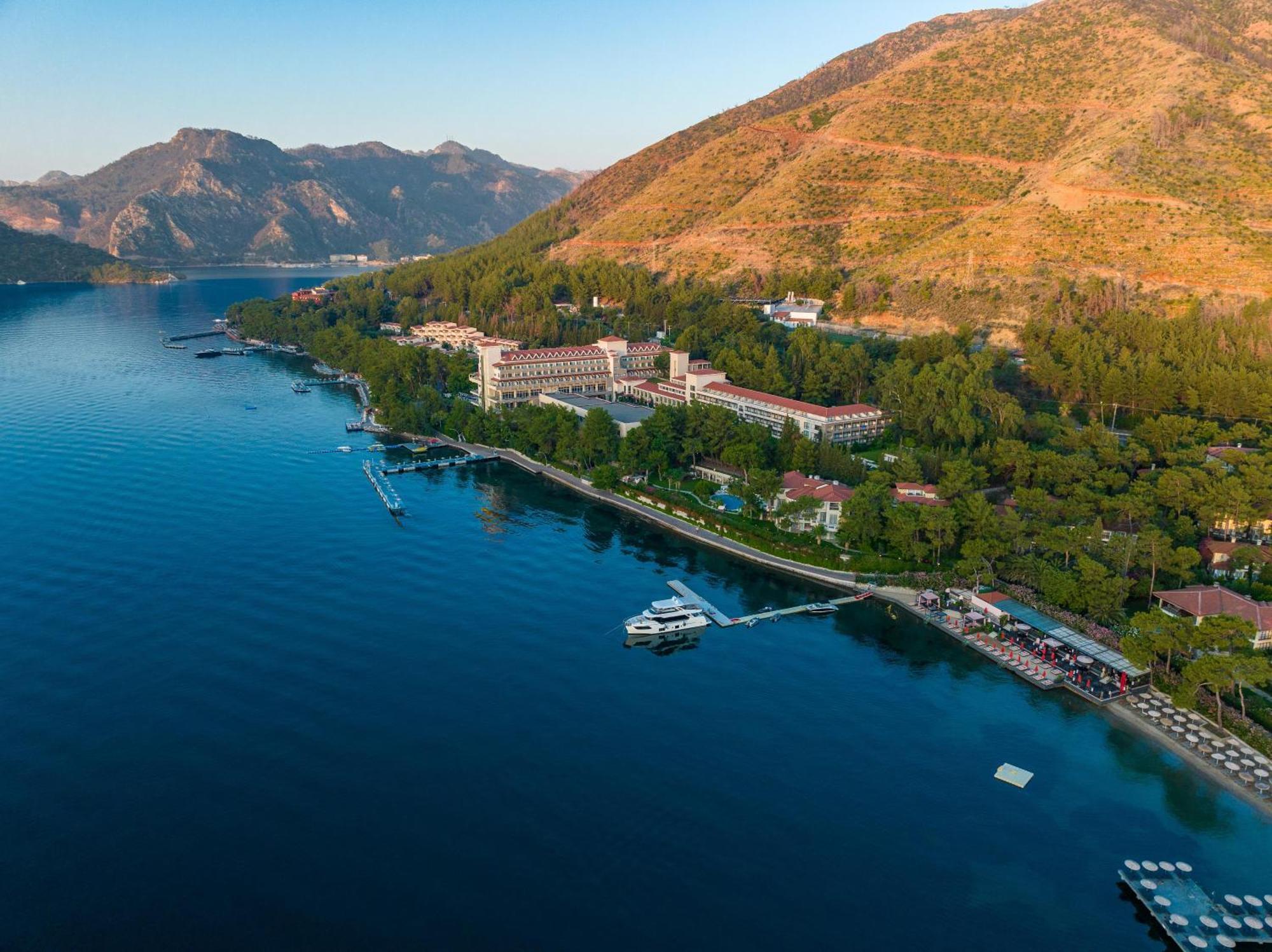 Labranda Mares Marmaris Hotel Exterior foto Aerial view of the resort