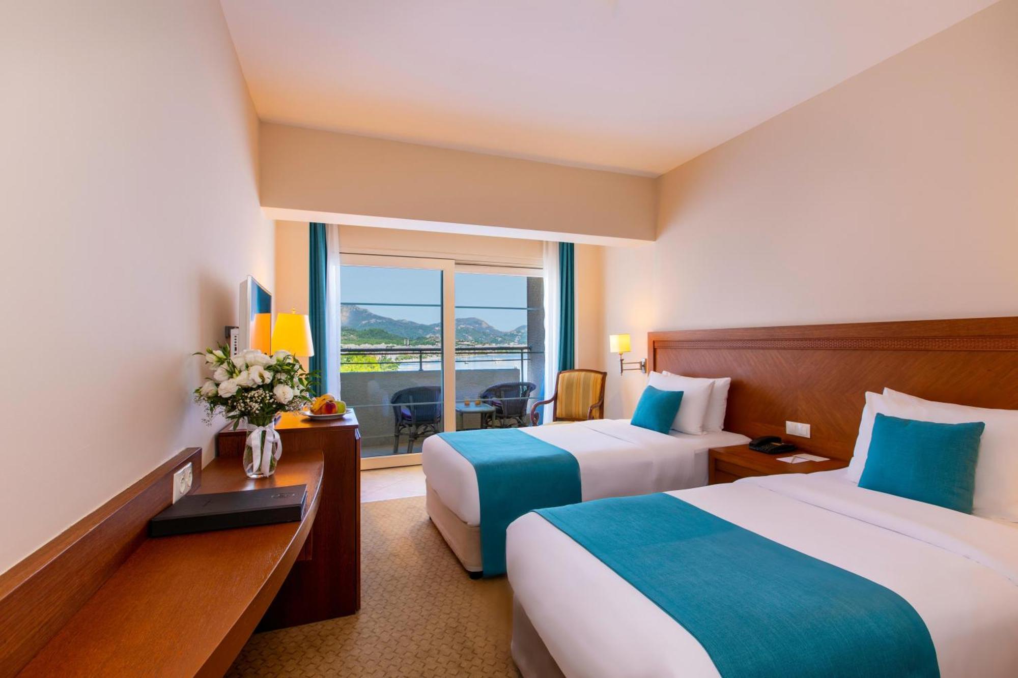 Labranda Mares Marmaris Hotel Exterior foto A room at the hotel