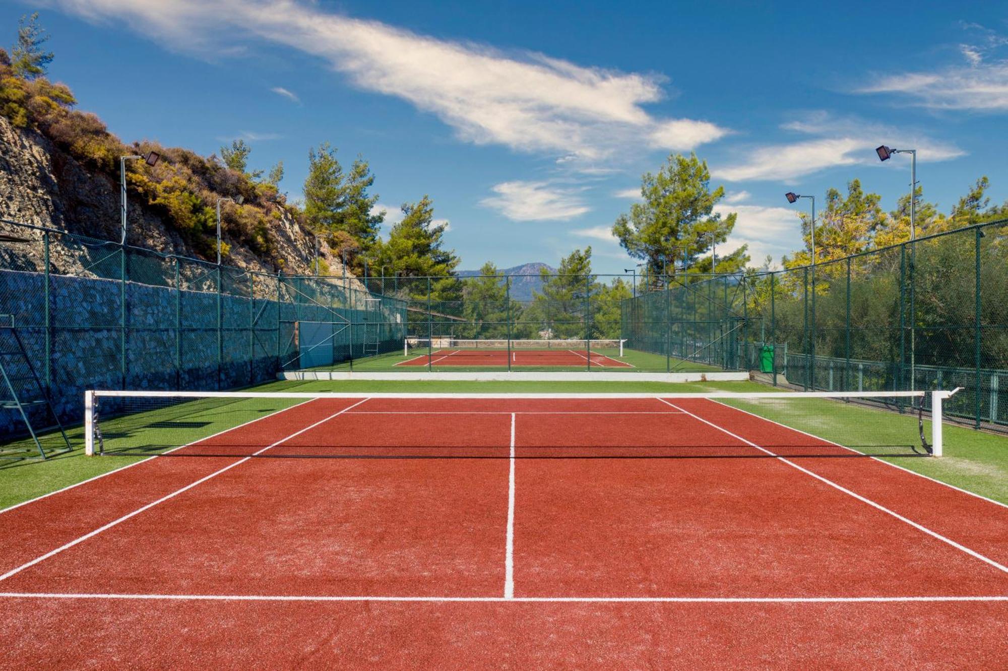 Labranda Mares Marmaris Hotel Exterior foto Tennis court