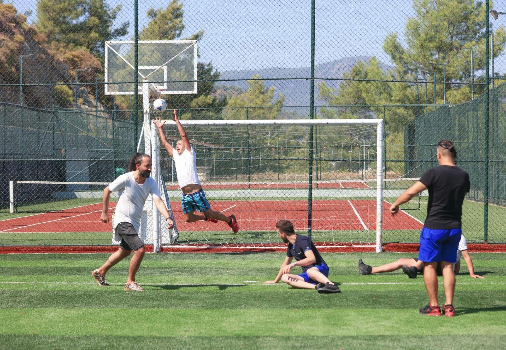 Labranda Mares Marmaris Hotel Exterior foto Basketball at the 2015 Maccabiah Games