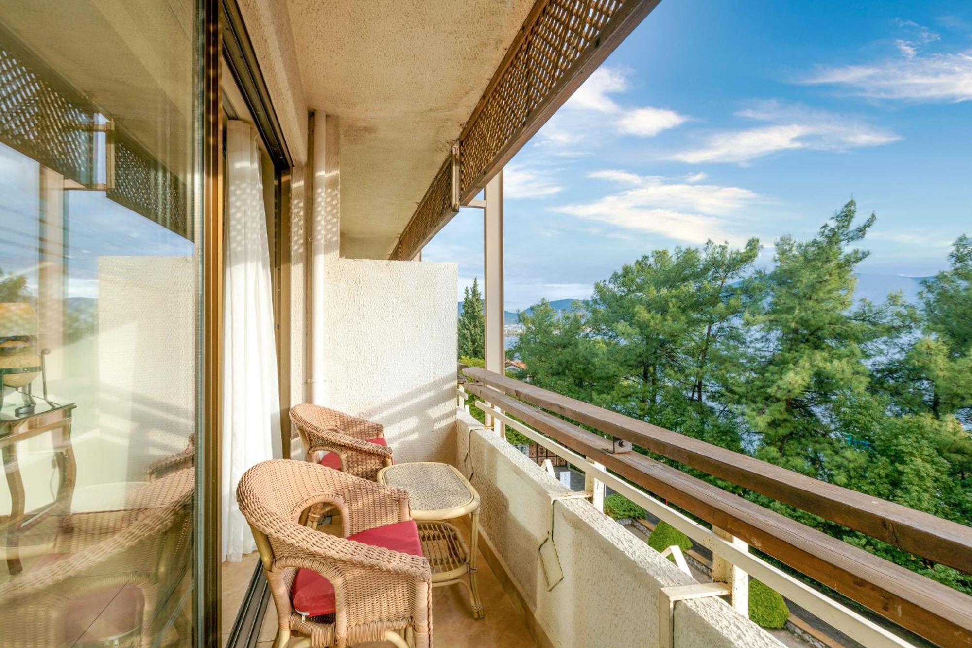 Labranda Mares Marmaris Hotel Exterior foto A balcony